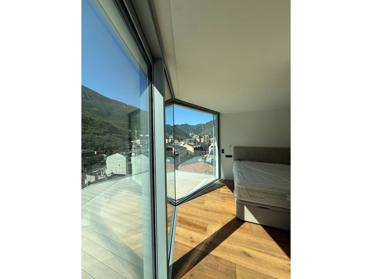 Àtic de 3 habitacions en venda a Andorra la Vella · 28 de 60