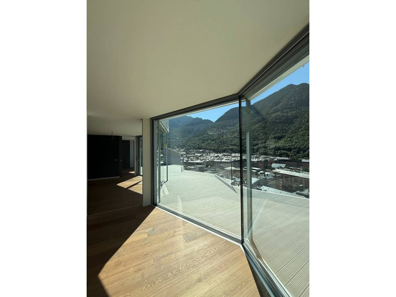 Àtic de 3 habitacions en venda a Andorra la Vella · 27 de 60