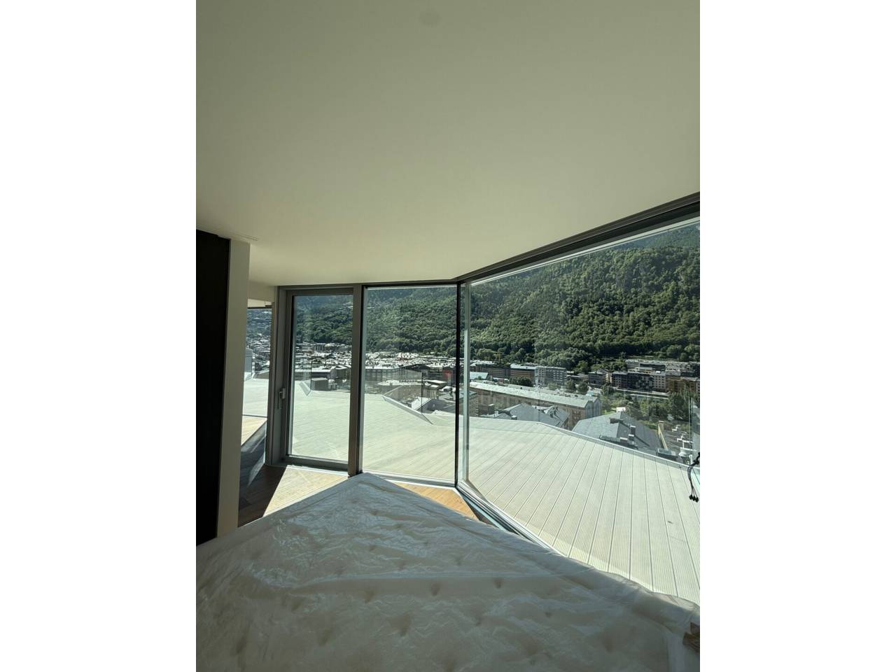 Àtic de 3 habitacions en venda a Andorra la Vella · 30 de 60