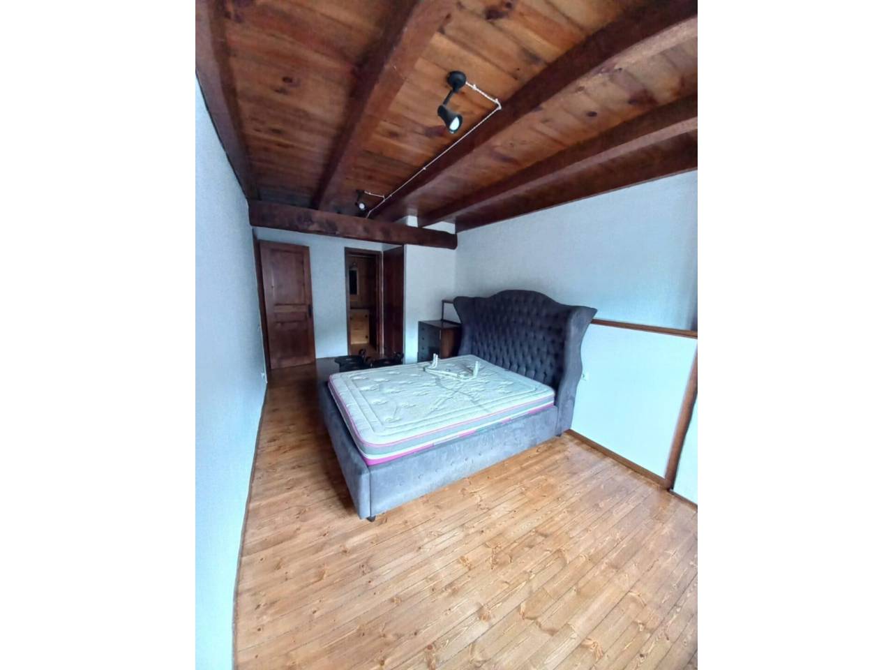 4-bedroom duplex for rent in Ordino · 9 of 18