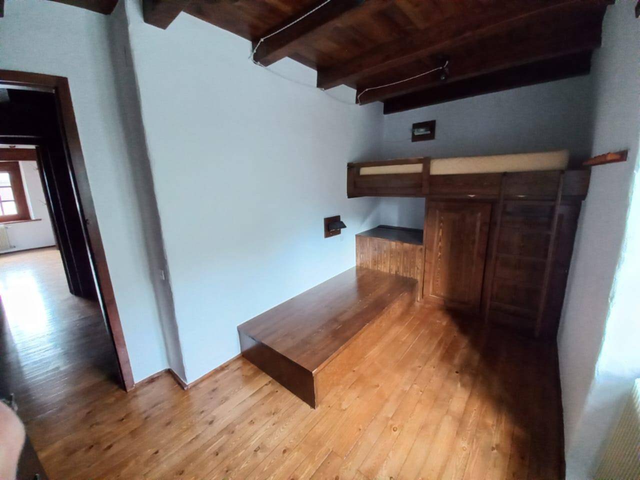4-bedroom duplex for rent in Ordino · 5 of 18