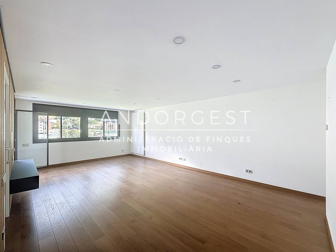 3-bedroom flat for sale in Encamp · 26 of 60