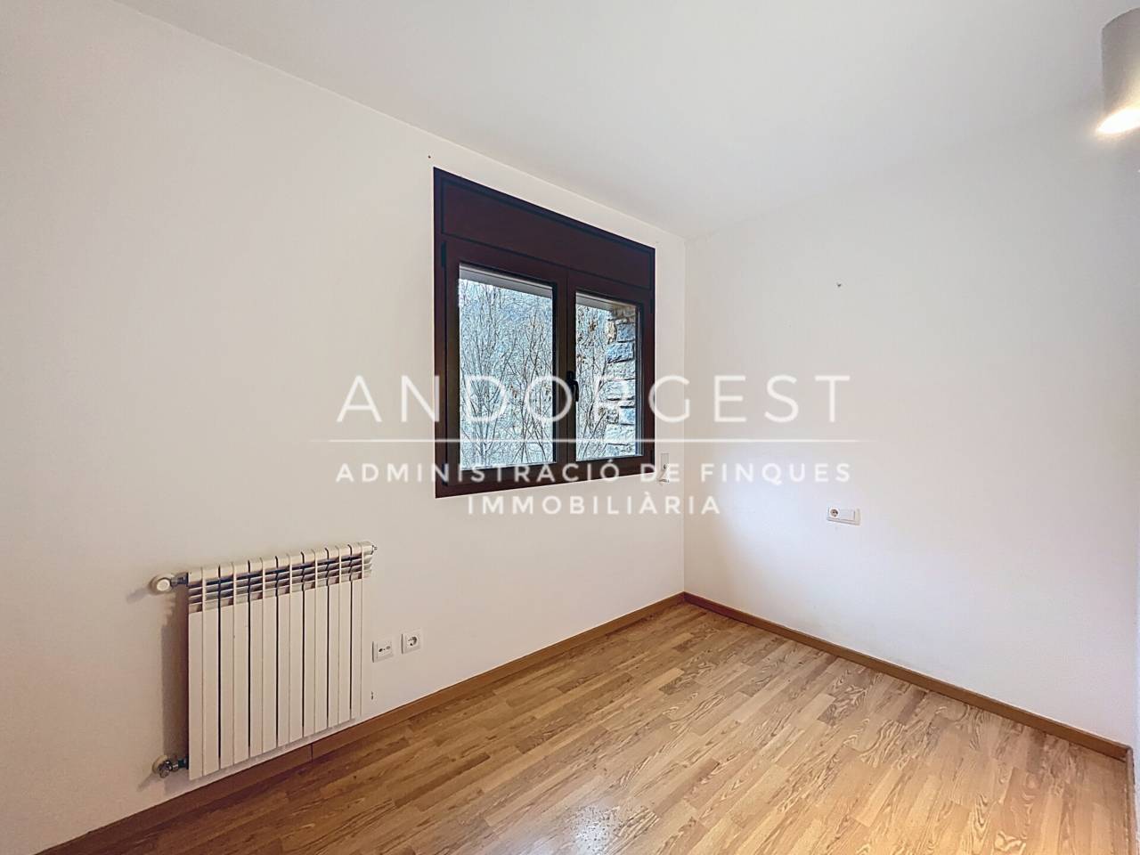 3-bedroom flat for rent in La Cortinada, Ordino · 8 of 10
