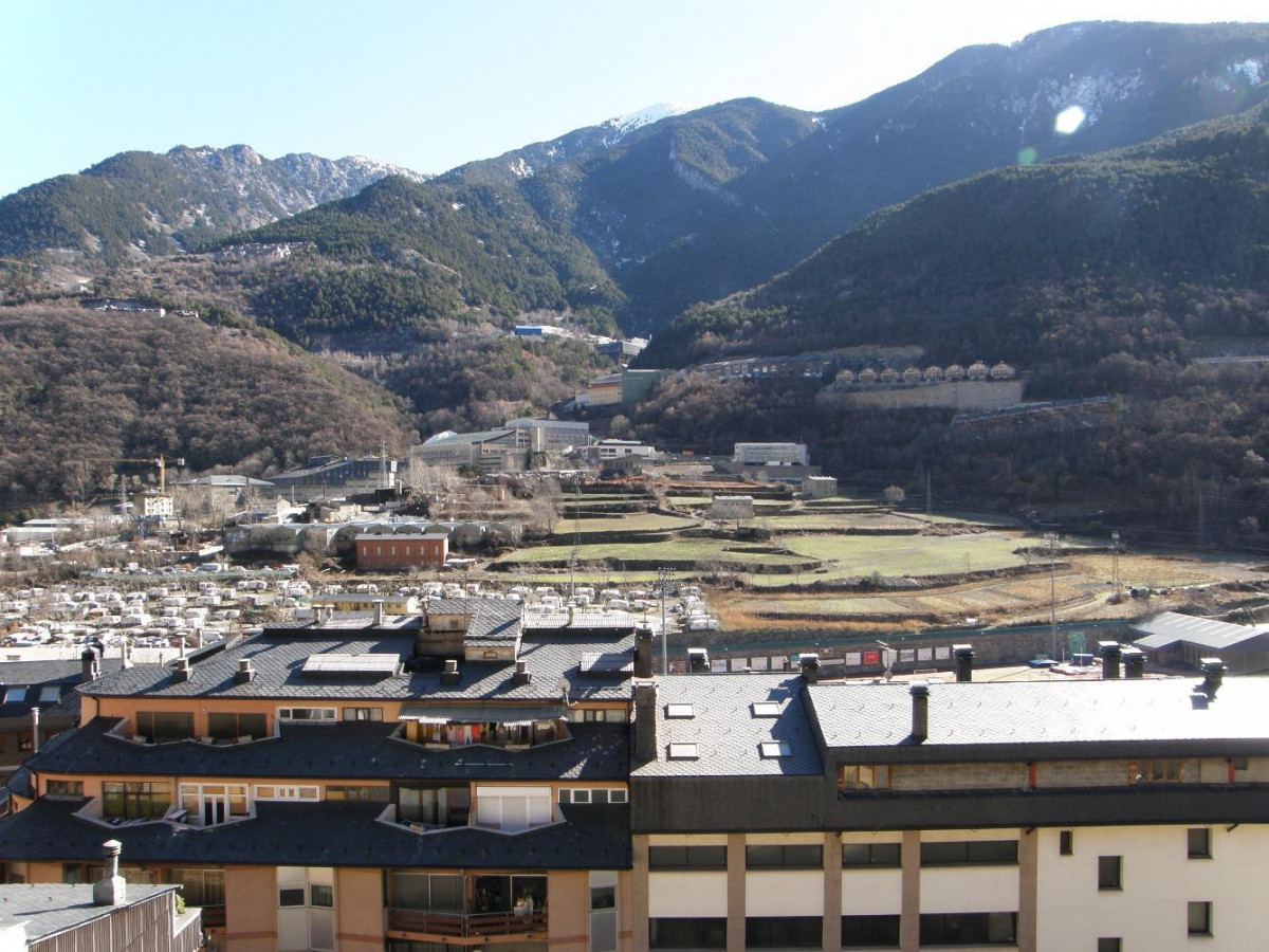 2-bedroom flat for sale in Andorra la Vella · 10 of 40