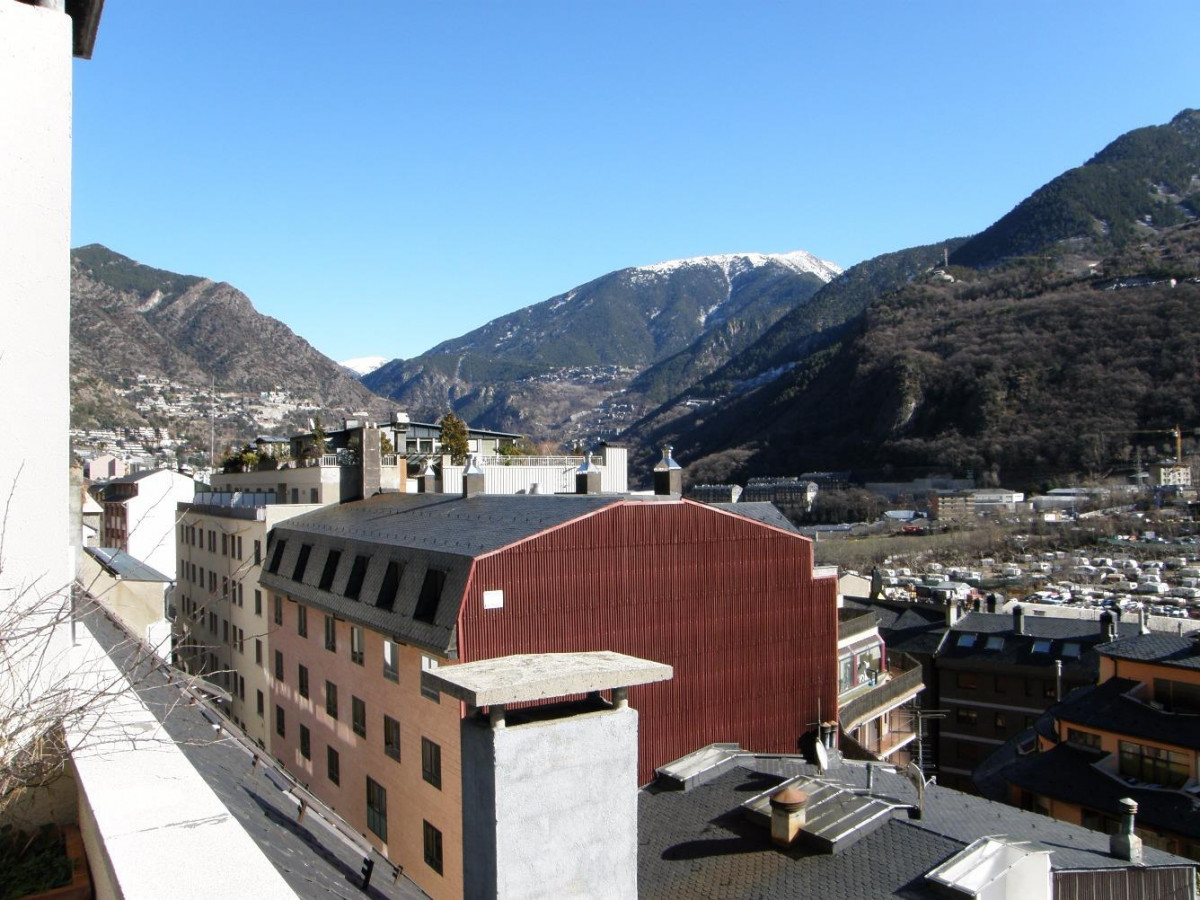 2-bedroom flat for sale in Andorra la Vella · 11 of 40