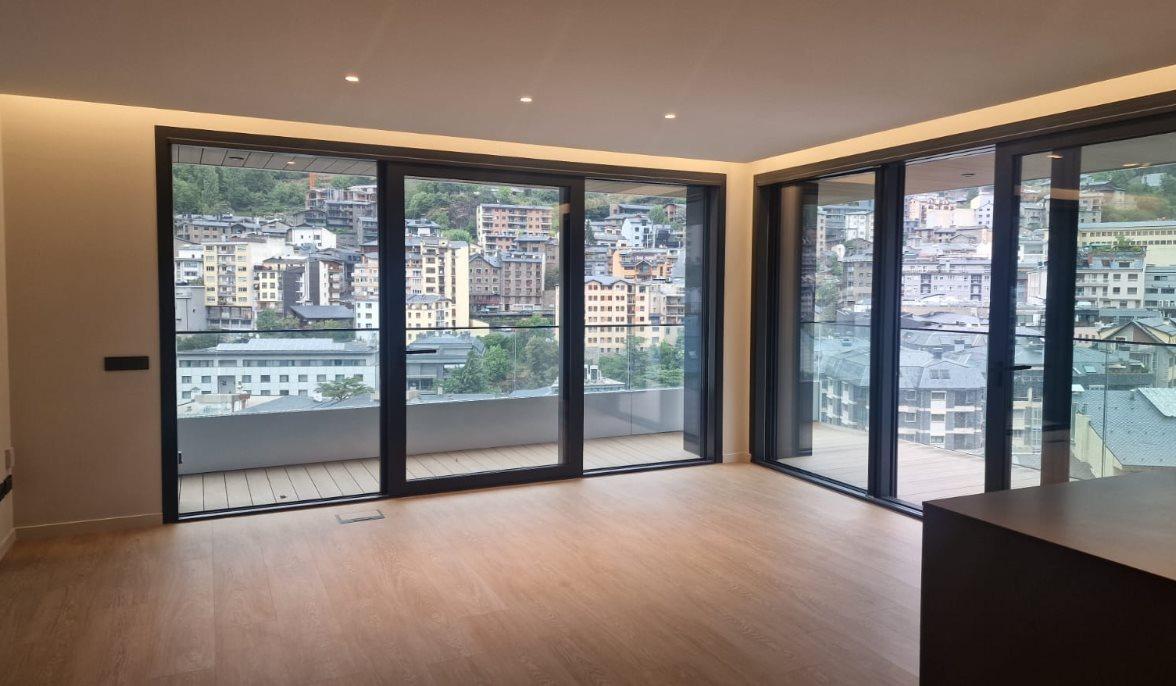 3-bedroom flat for rent in Escaldes-Engordany · 2 of 19