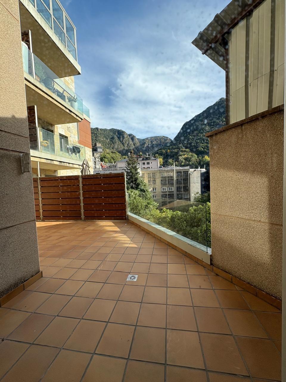 3-bedroom flat for sale in Escaldes-Engordany · 2 of 25