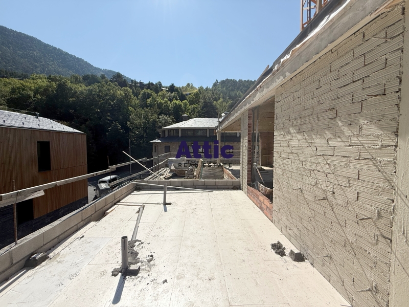 3-bedroom penthouse for sale in Ordino · 6 of 26