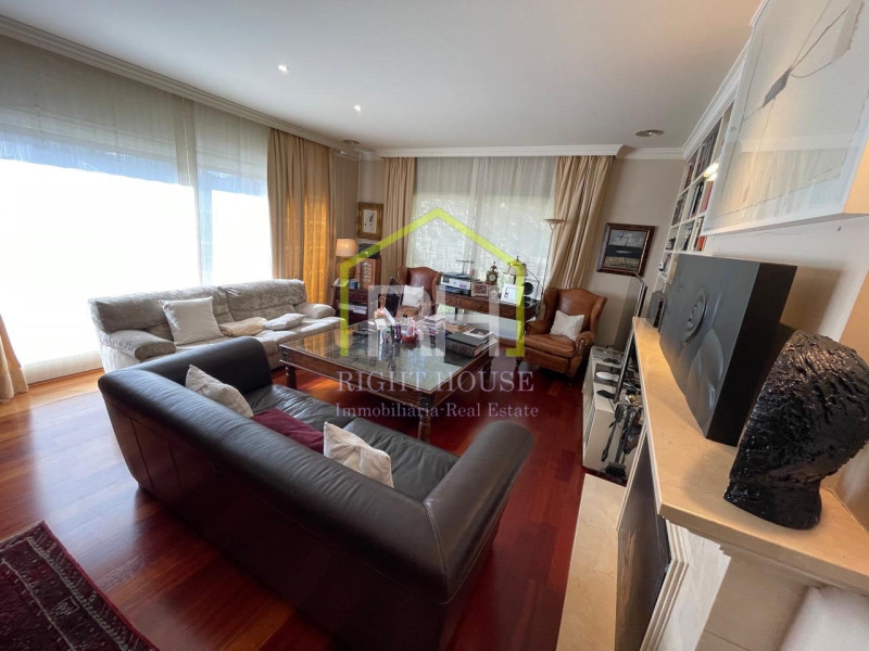 5-bedroom chalet for sale in Escaldes-Engordany · 9 of 36
