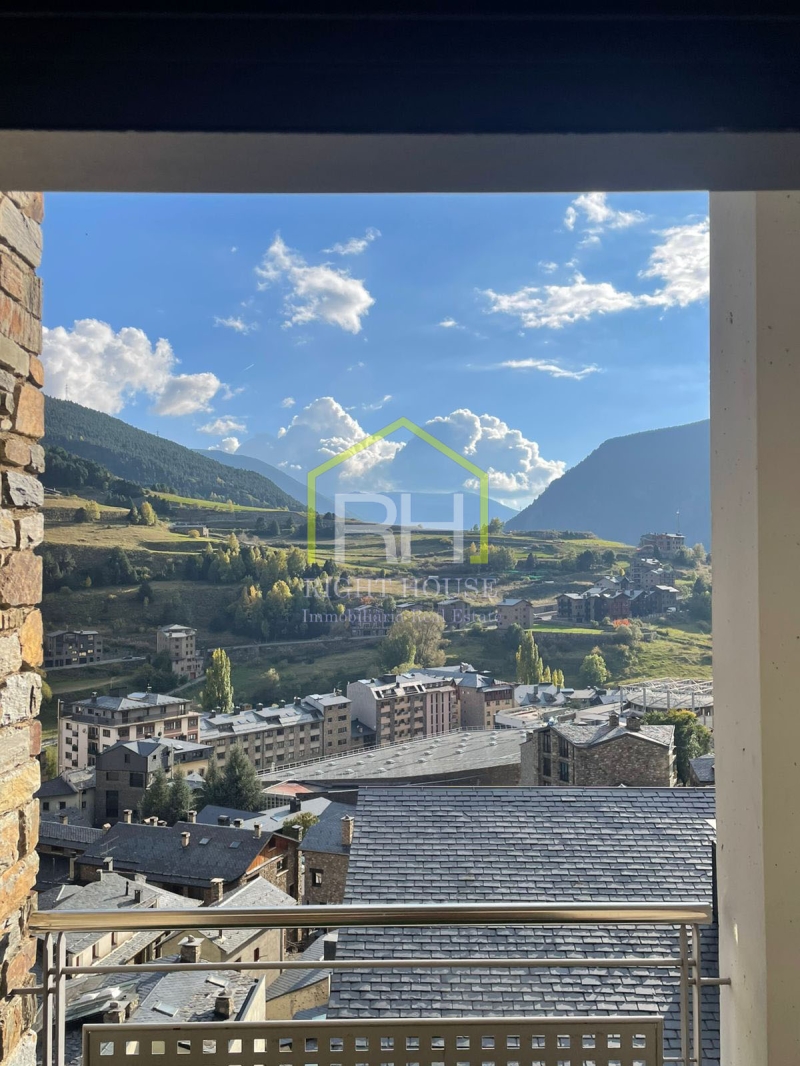 3-bedroom penthouse for rent in Canillo · 20 of 26