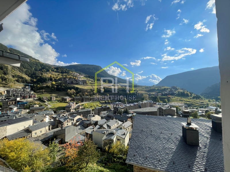 3-bedroom penthouse for rent in Canillo · 11 of 26