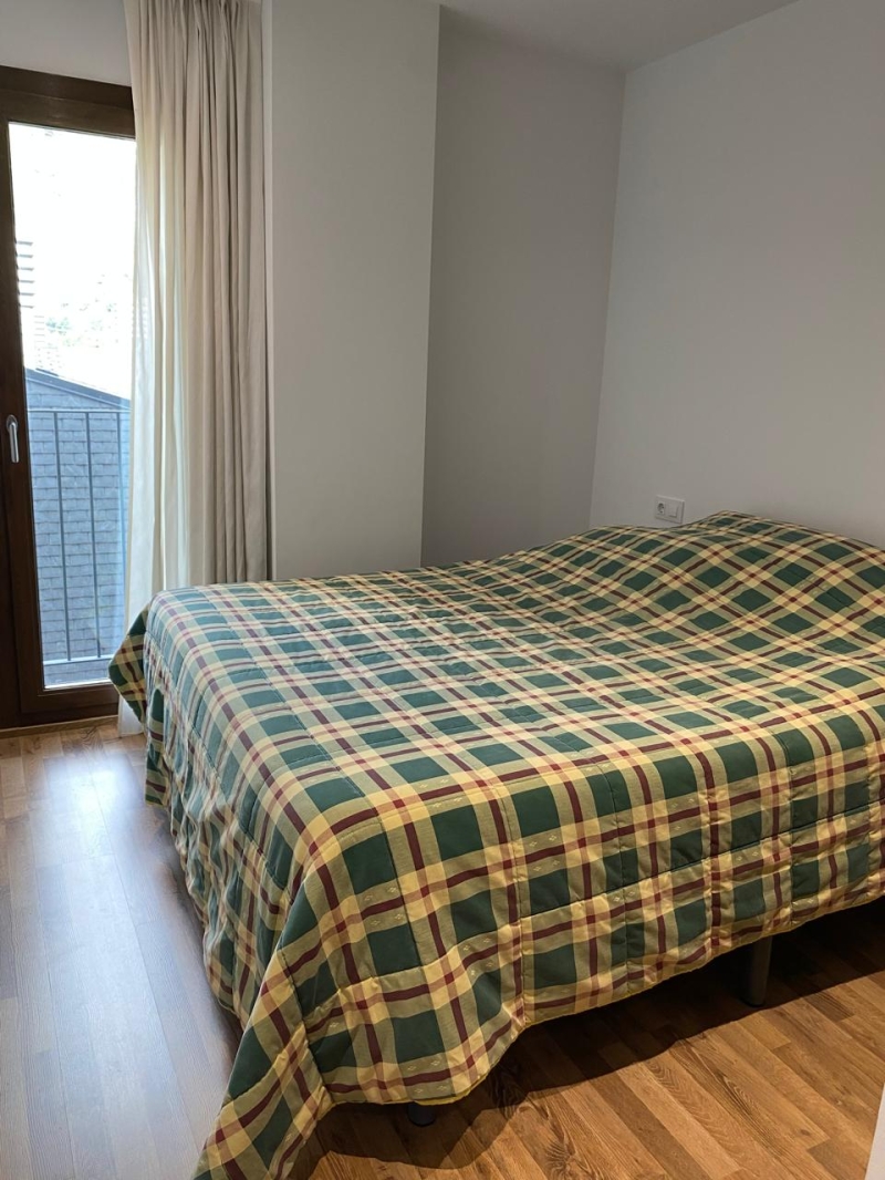 3-bedroom flat for rent in Encamp · 2 of 16