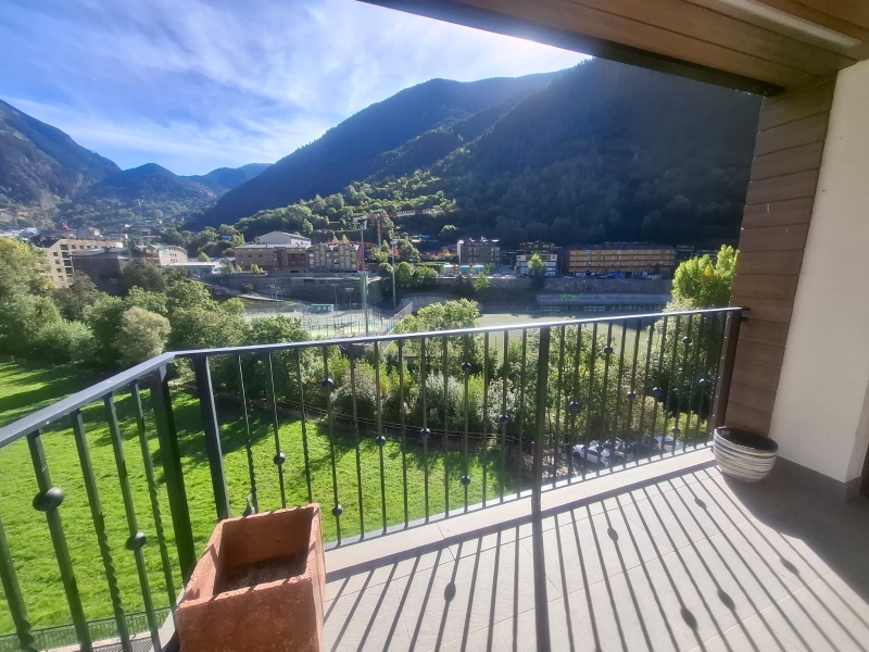3-bedroom flat for sale in Encamp · 6 of 60