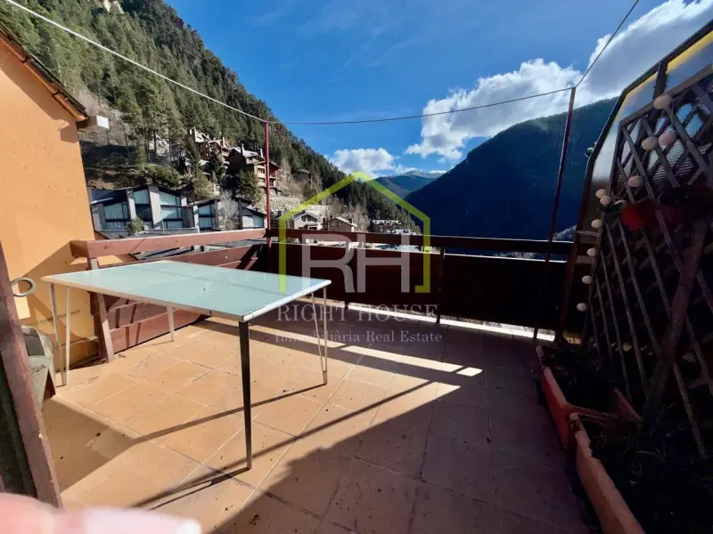 2-bedroom flat for sale in Arinsal, La Massana · 3 of 38