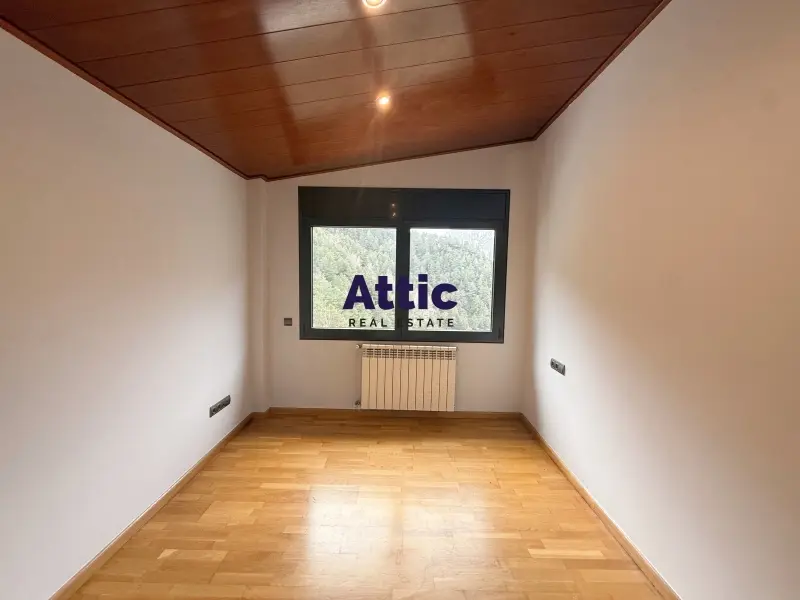 4-bedroom penthouse for rent in Anyós, La Massana · 25 of 28