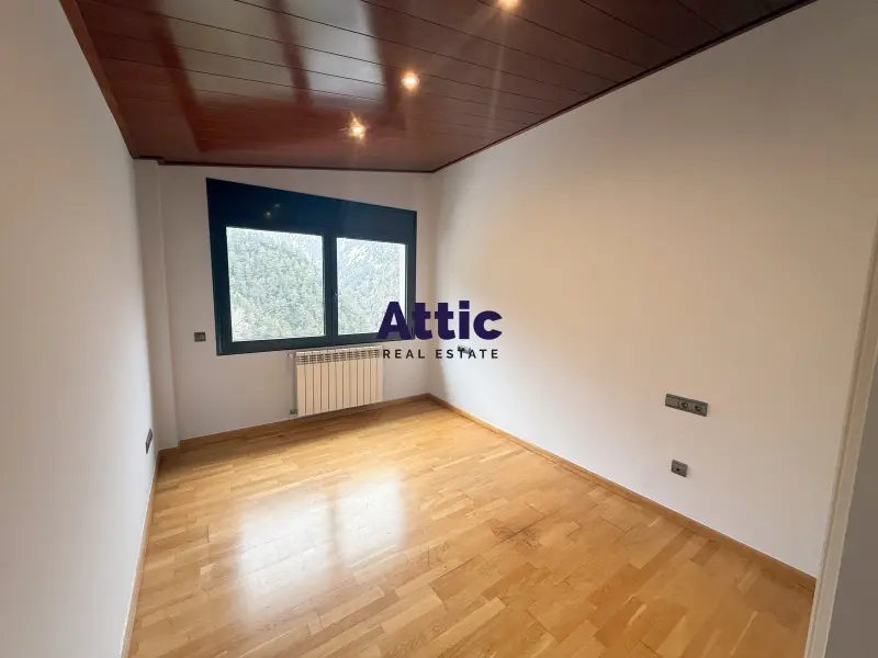 4-bedroom penthouse for rent in Anyós, La Massana · 23 of 28