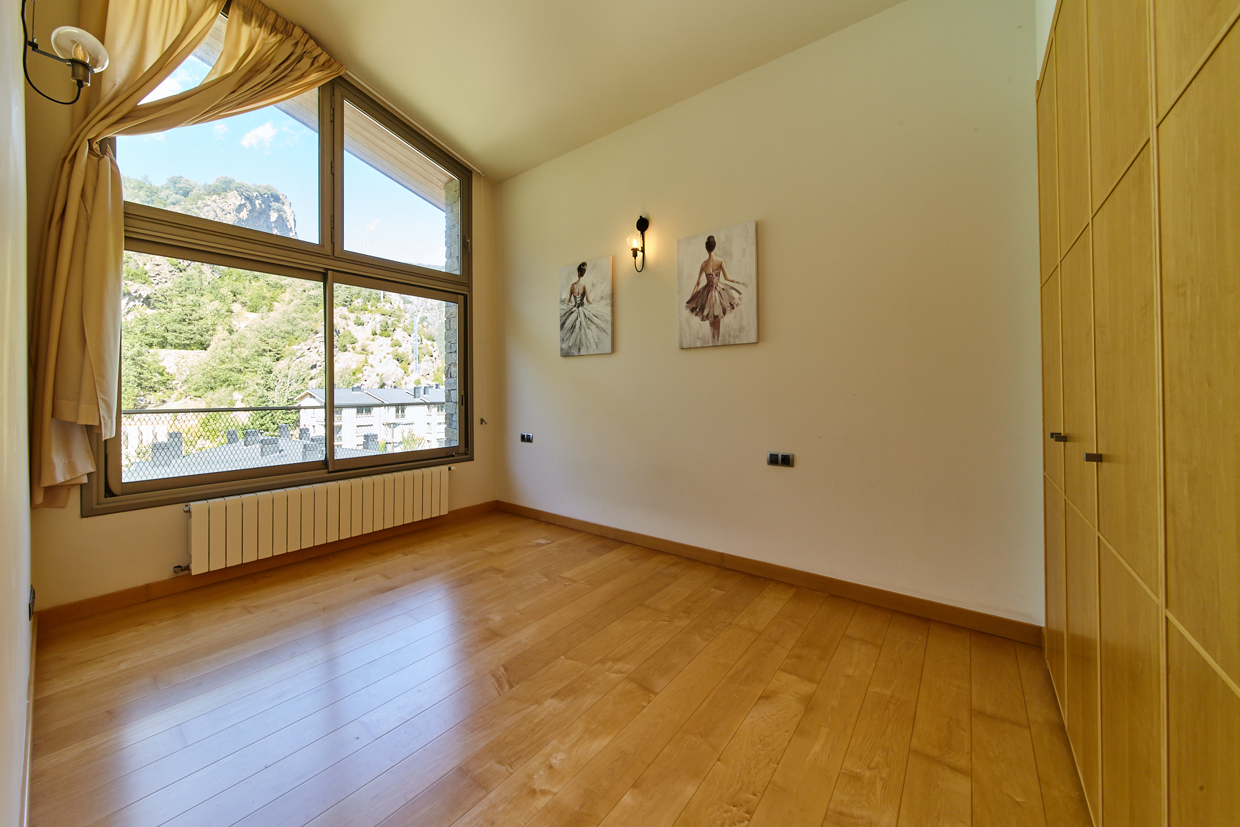 3-bedroom penthouse for rent in Escaldes-Engordany · 11 of 26