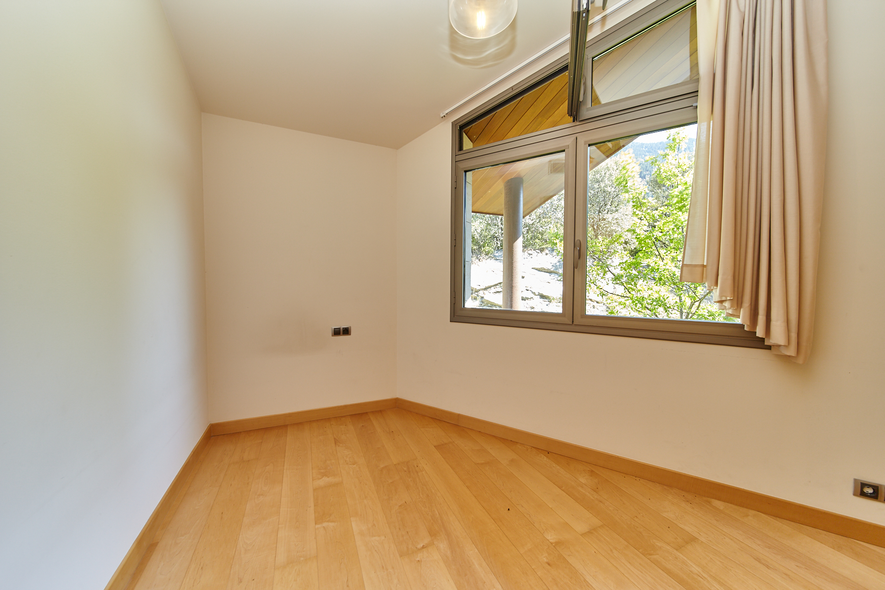 3-bedroom penthouse for rent in Escaldes-Engordany · 17 of 26