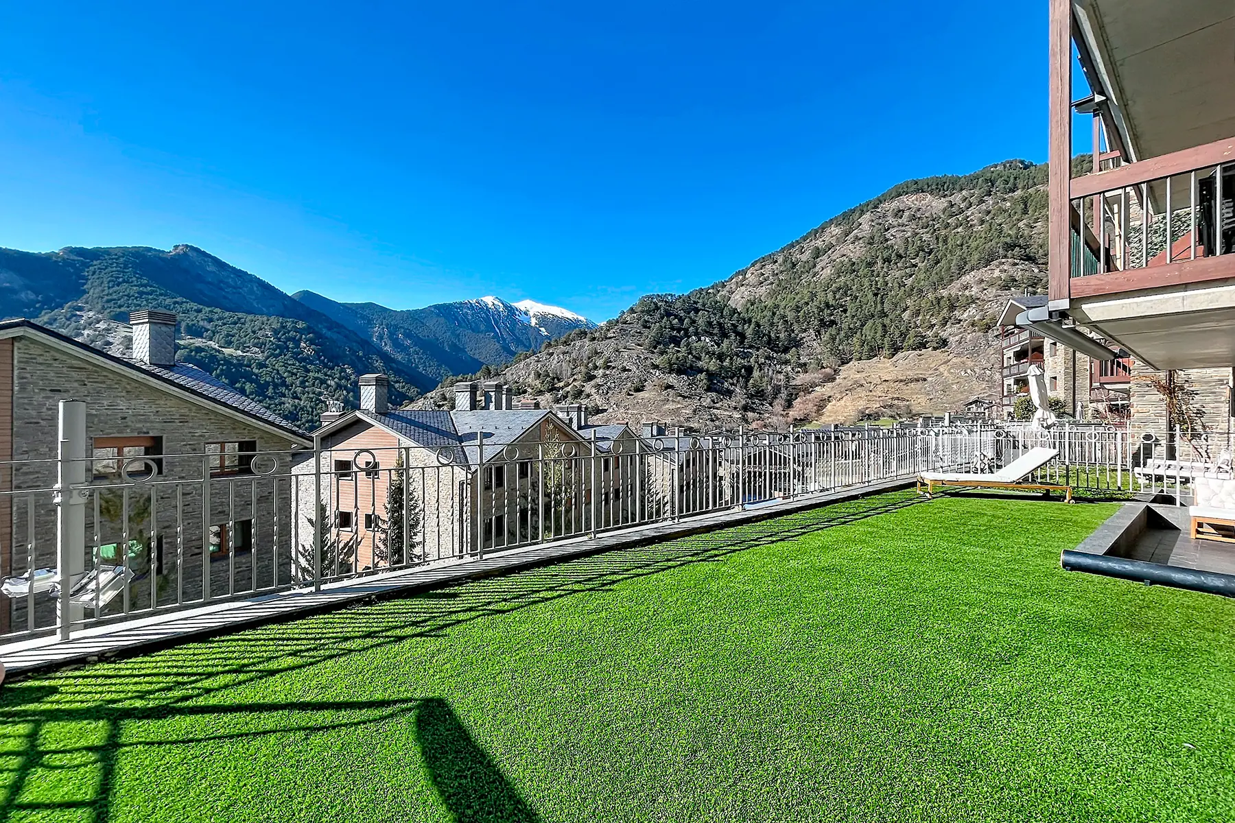 Pis de 3 habitacions en venda a Ordino · 11 de 30