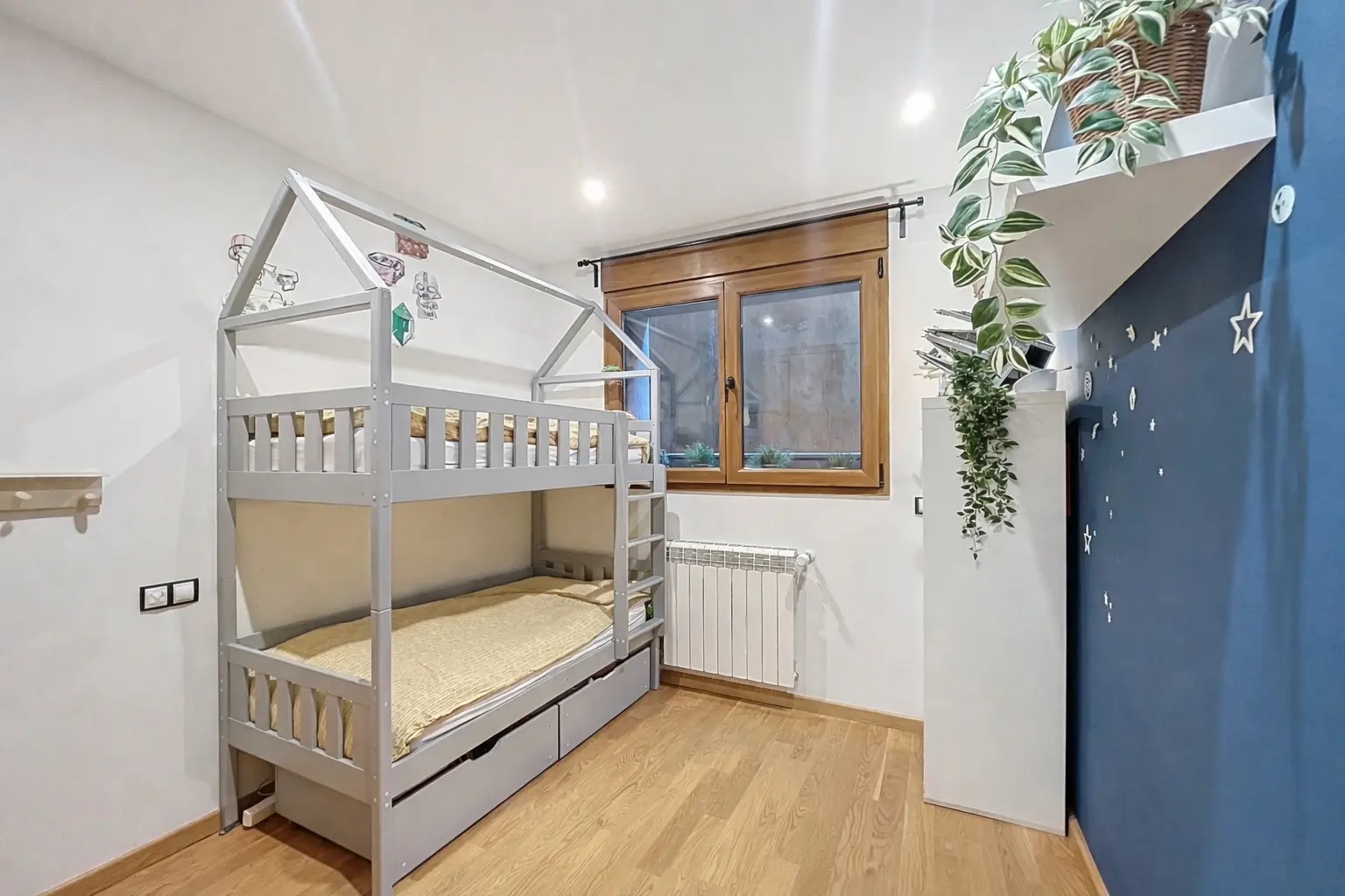 Pis de 3 habitacions en venda a Ordino · 24 de 30