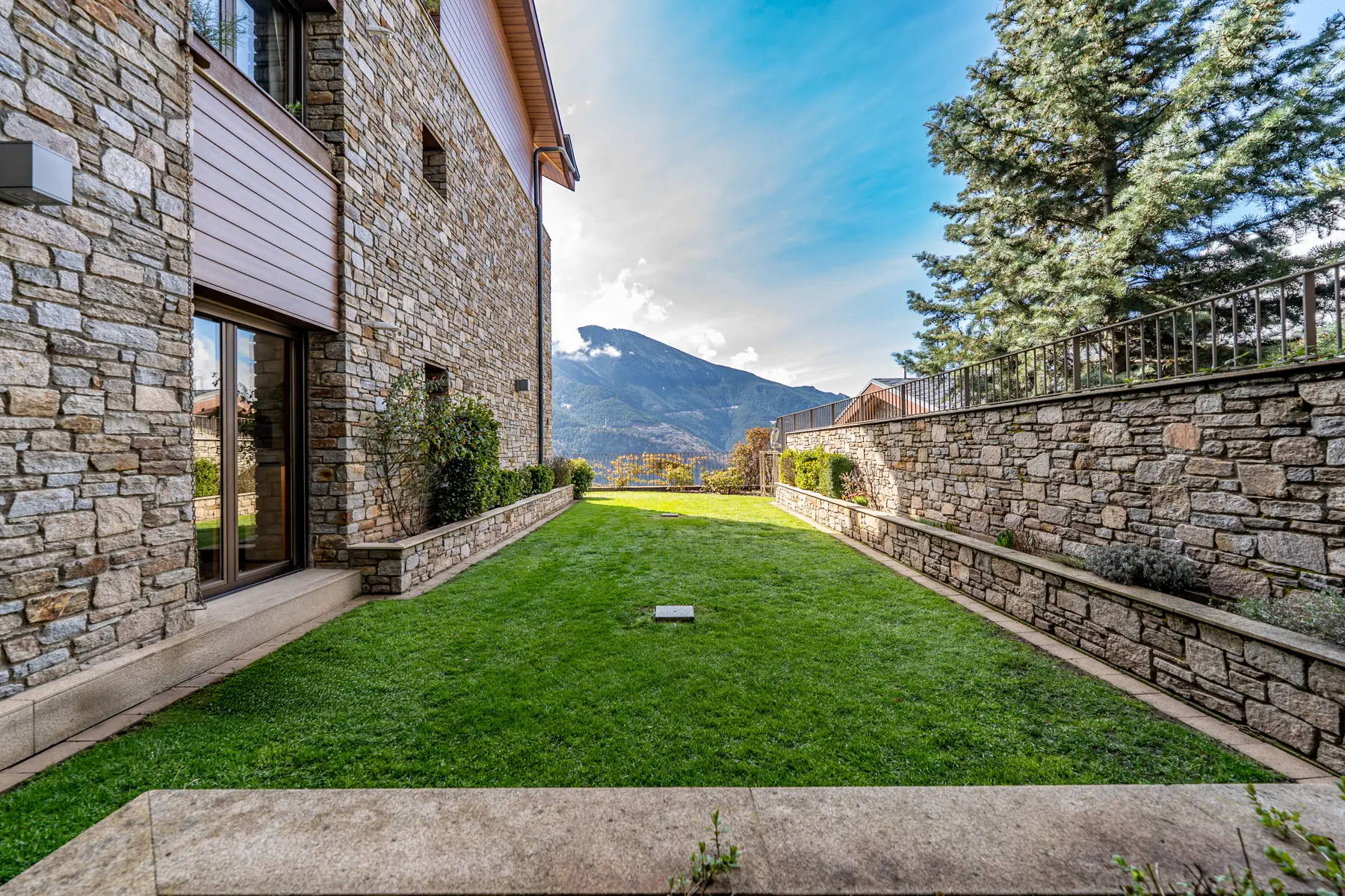 3-bedroom flat for sale in Escaldes-Engordany · 26 of 30