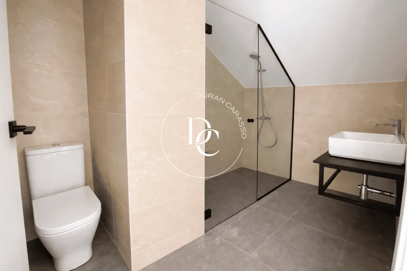 Duplex 4 chambres à vendre à Santa Coloma, Andorre-la-Vieille · 57 sur 60