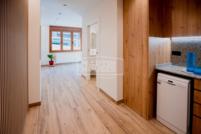 2-bedroom flat for sale in Encamp · 3 of 55
