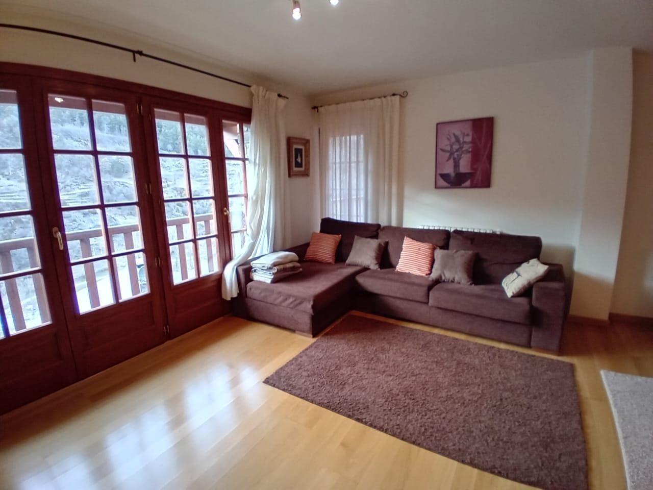 3-bedroom flat for rent in La Massana · 2 of 25