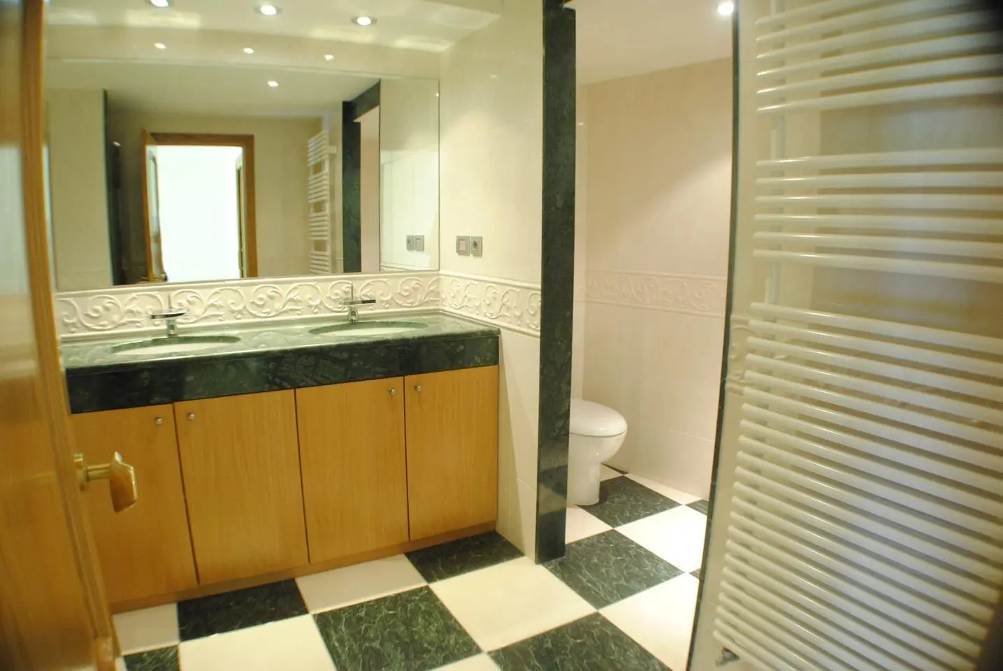 7-bedroom house for rent in La Massana · 16 of 20